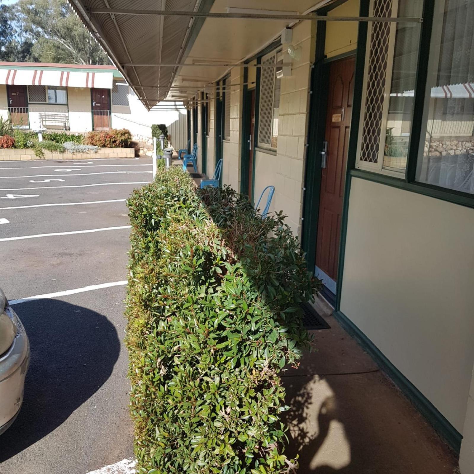 Golden Peak Motel Peakhill Peak Hill Exterior photo